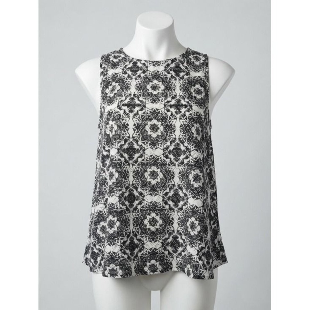 One Clothing Geometric Medallion Print Sleeveless Tank Top Blouse Black White Lg